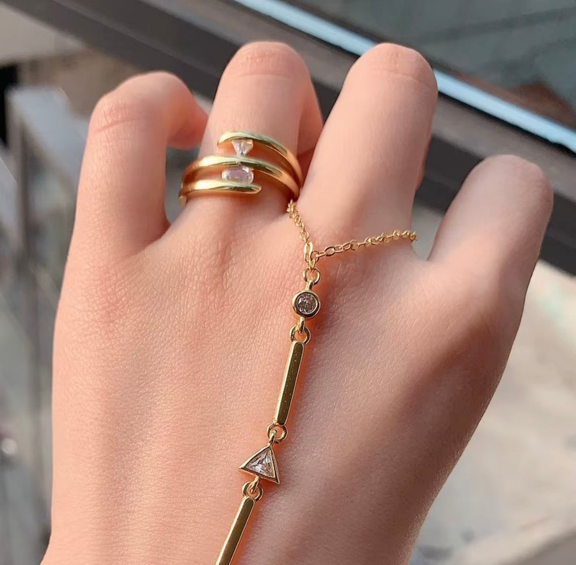 Gold Plated Three Circle Slippy Ring Jewelry With Iced Out Oval Triangle CZ Stone Paved Unique